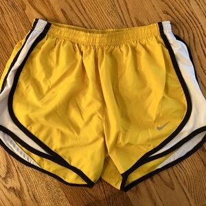 Women’s Nike Tempo Brief-Lined Running Shorts